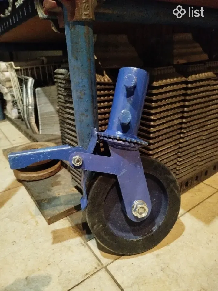 Scaffolding Wheels with Brakes — 3