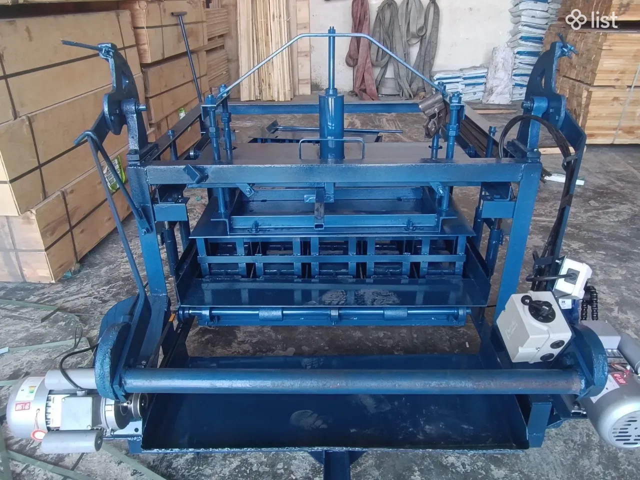 Semi-Automatic Concrete Block Production Equipment — 2
